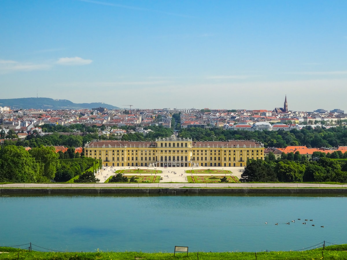 Wien, Österreich — Sitz der SECUTOR GmbH